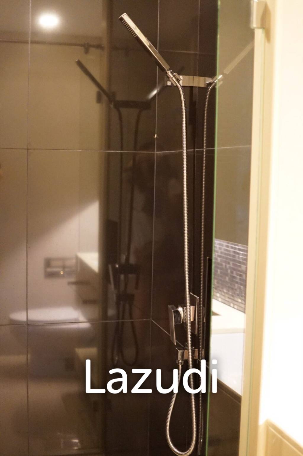 2 bed 2 bath 65 SQ.M The Address Asoke