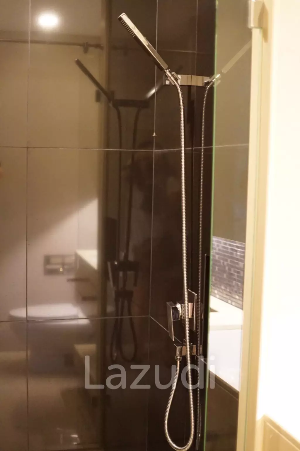 2 bed 2 bath 65 SQ.M The Address Asoke