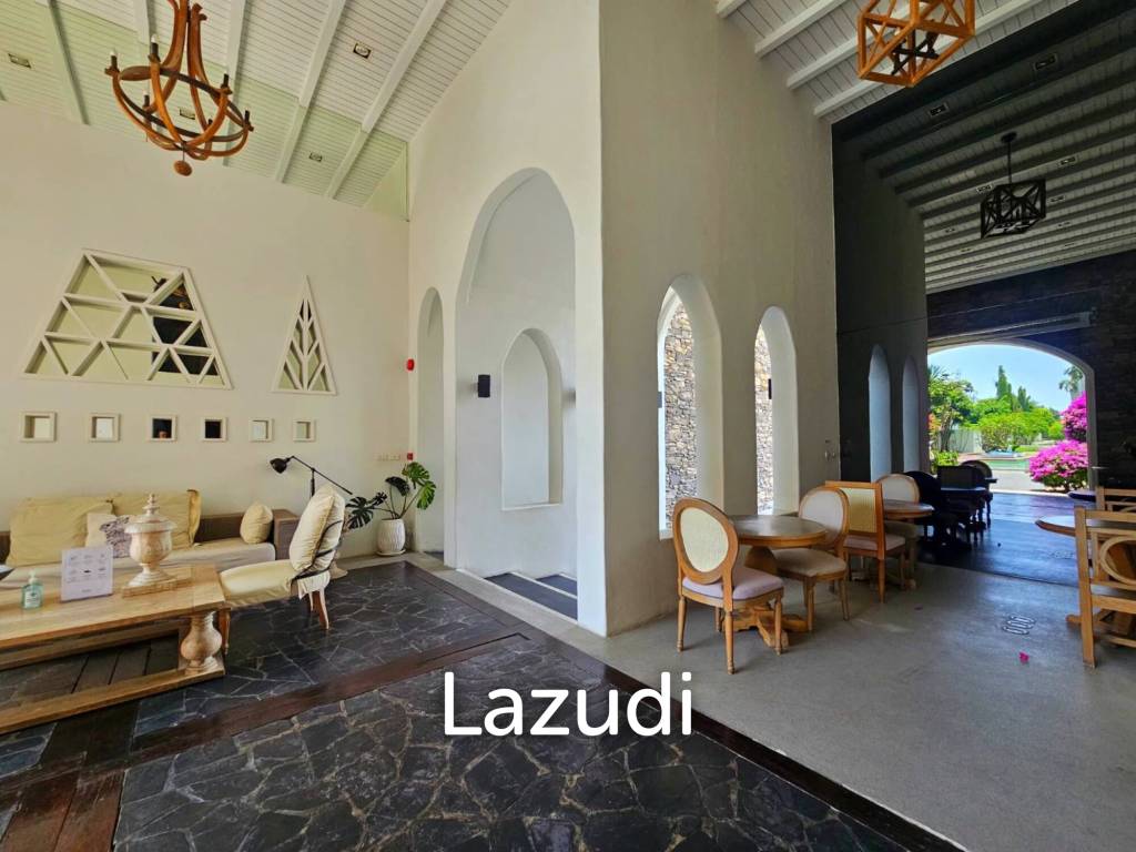 CHELONA : 2 Bed Beachfront Condo