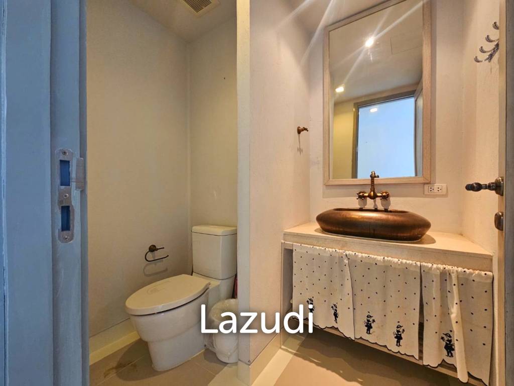 CHELONA : 2 Bed Beachfront Condo