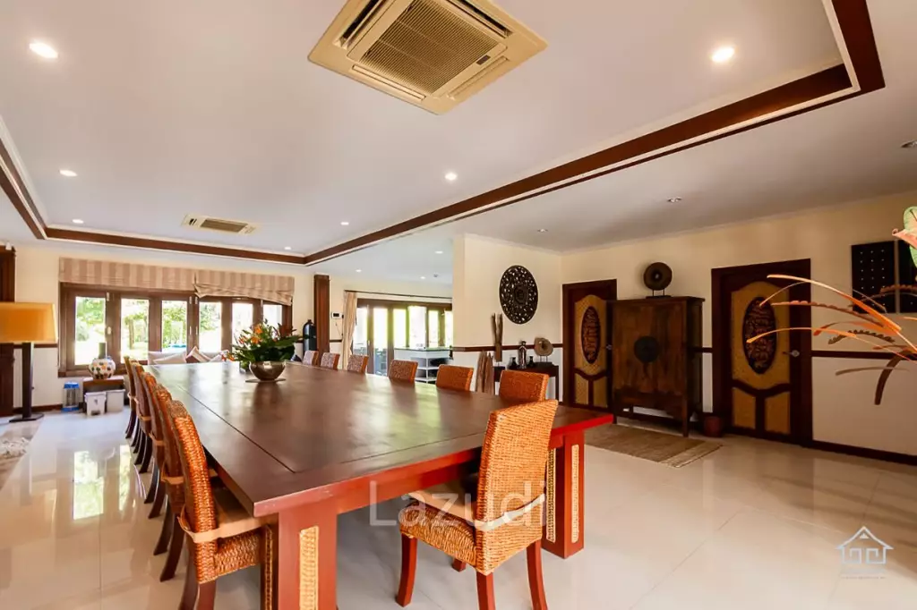 Gorgeous Pool Villa  6 Bed with Big land plot