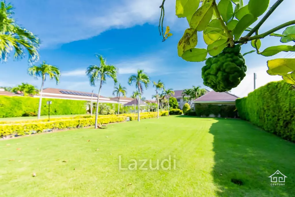 Gorgeous Pool Villa  6 Bed with Big land plot