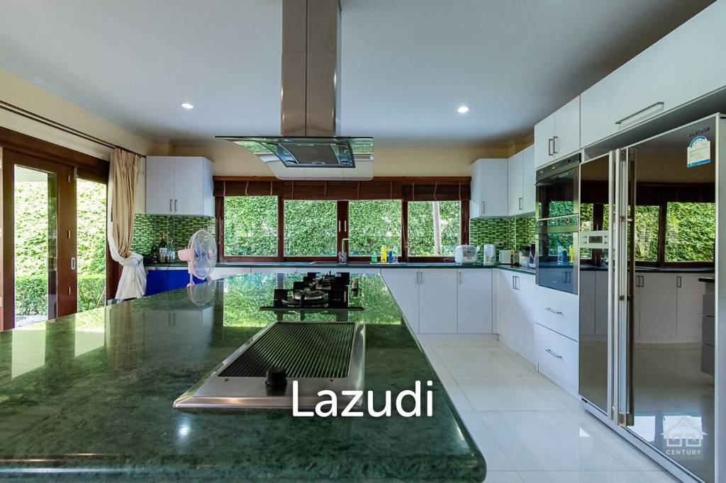 4,800 Sqm 6 Bed 8 Bath Villa For Sale