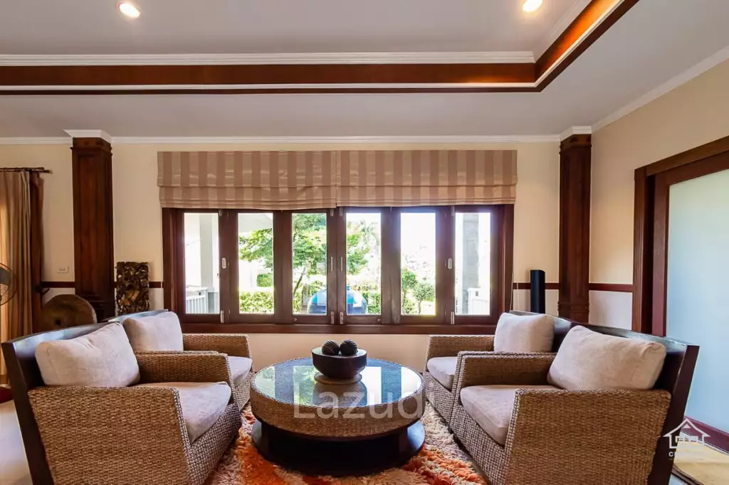 Gorgeous Pool Villa  6 Bed with Big land plot