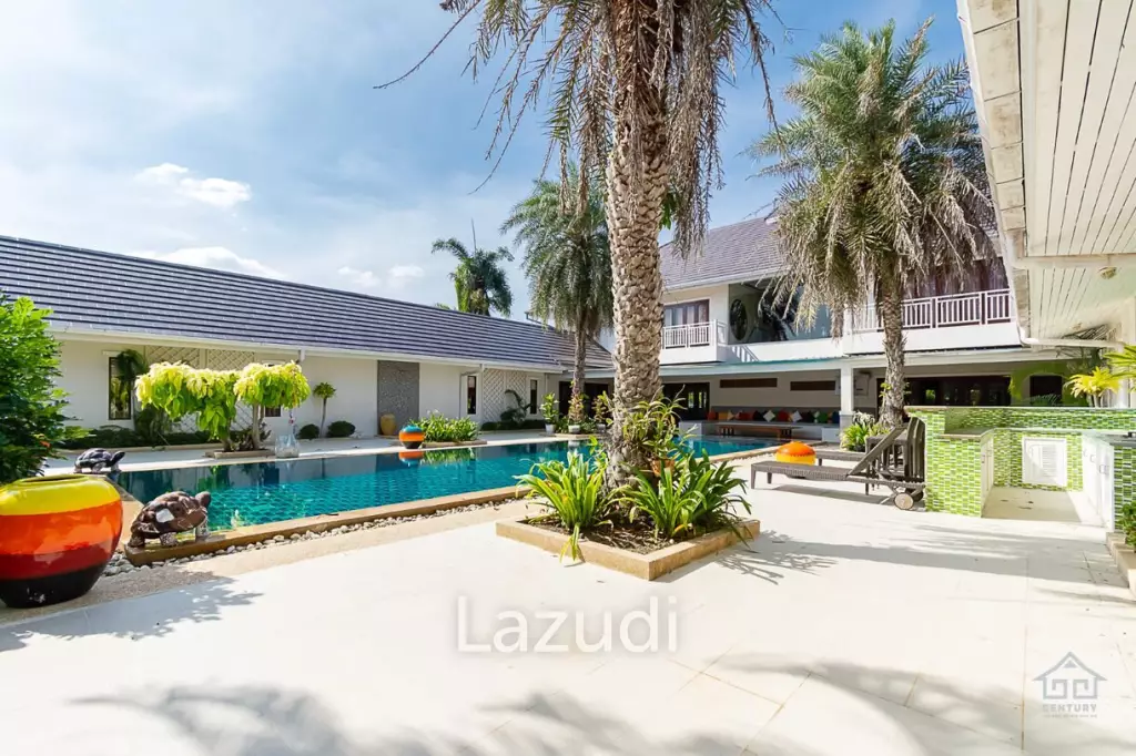 Gorgeous Pool Villa  6 Bed with Big land plot