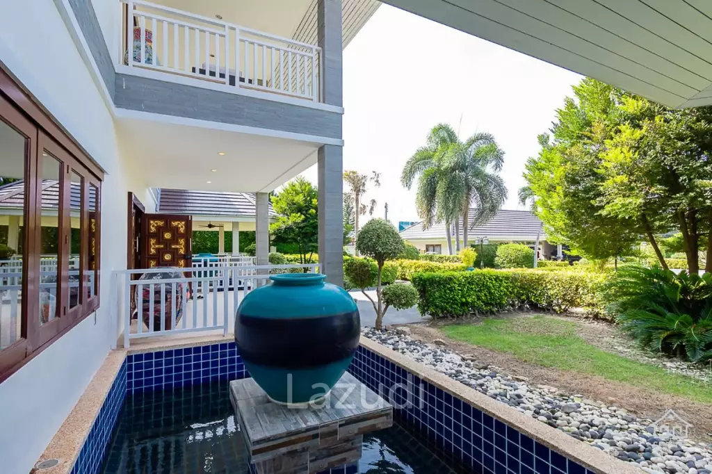Gorgeous Pool Villa  6 Bed with Big land plot