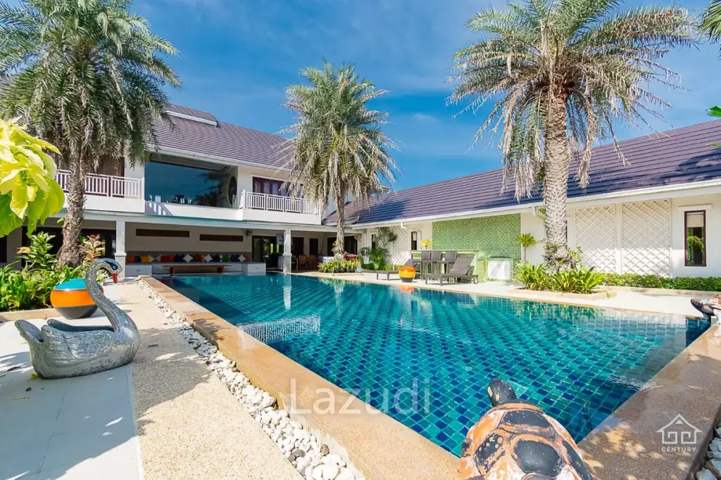 Gorgeous Pool Villa  6 Bed with Big land plot