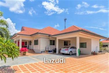 BAAN THAI VILLAGE 1: Great Quality 3 Bed Pool Villa on Large Land Plot