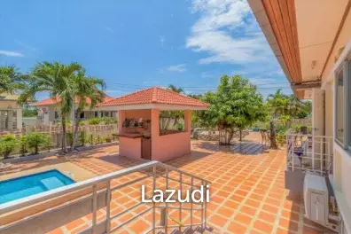 BAAN THAI VILLAGE 1: Great Quality 3 Bed Pool Villa on Large Land Plot