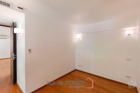CASADAENG : 3 Bed condo near the beach