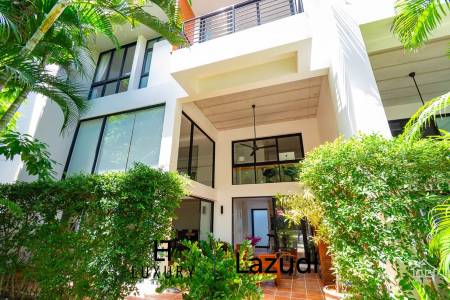 CASADAENG : 3 Bed condo near the beach