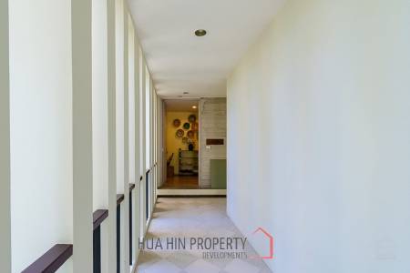 BAAN NUB KLUEN : Beachfront 3 Bed condo