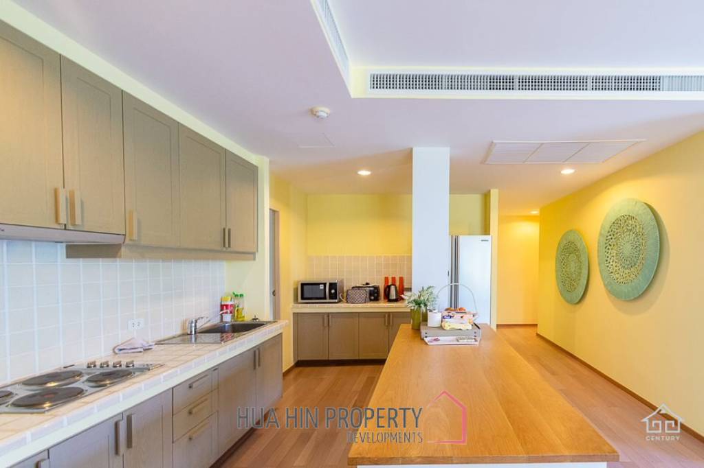 BAAN NUB KLUEN : Beachfront 3 Bed condo