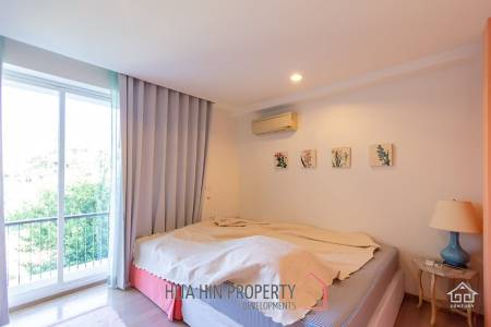 BAAN NUB KLUEN : Beachfront 3 Bed condo