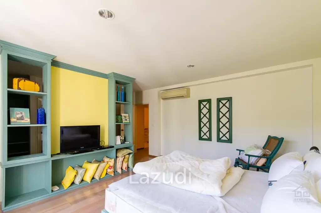BAAN NUB KLUEN : Beachfront 3 Bed condo