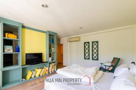 BAAN NUB KLUEN : Beachfront 3 Bed condo