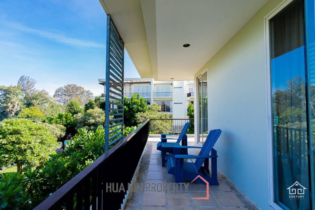 BAAN NUB KLUEN : Beachfront 3 Bed condo