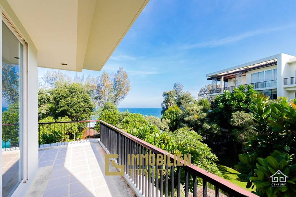 BAAN NUB KLUEN : Beachfront 3 Bed condo