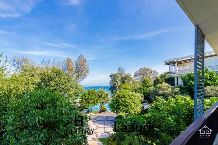 BAAN NUB KLUEN : Beachfront 3 Bed condo