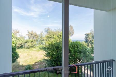 BAAN NUB KLUEN : Beachfront 3 Bed condo