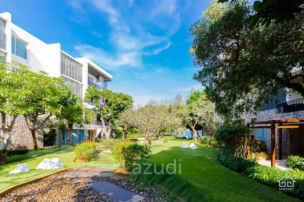 BAAN NUB KLUEN : Beachfront 3 Bed condo
