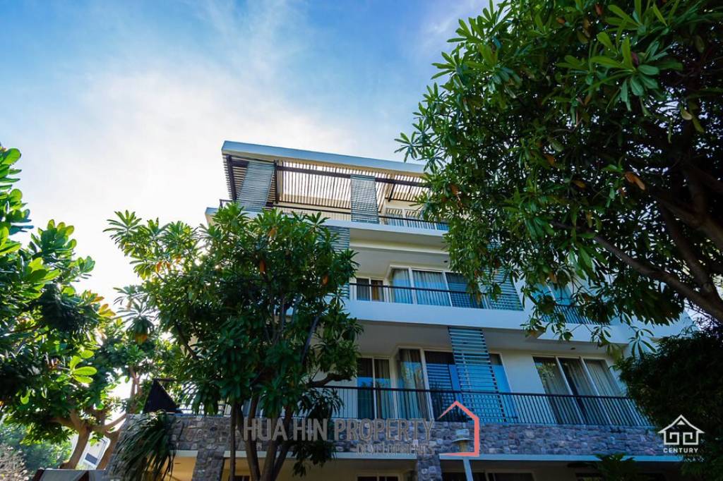 BAAN NUB KLUEN : Beachfront 3 Bed condo