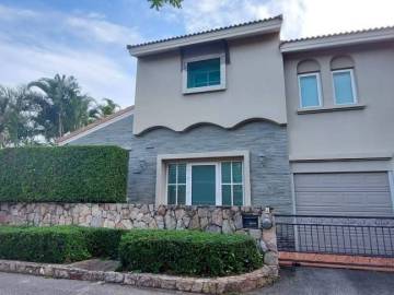 House for Sale at Silk Road Pattaya