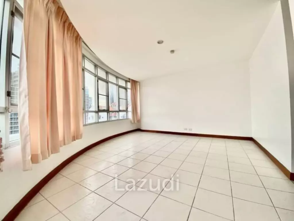 2 Beds 2 Baths 136 SQ.M. Peak  Condominium