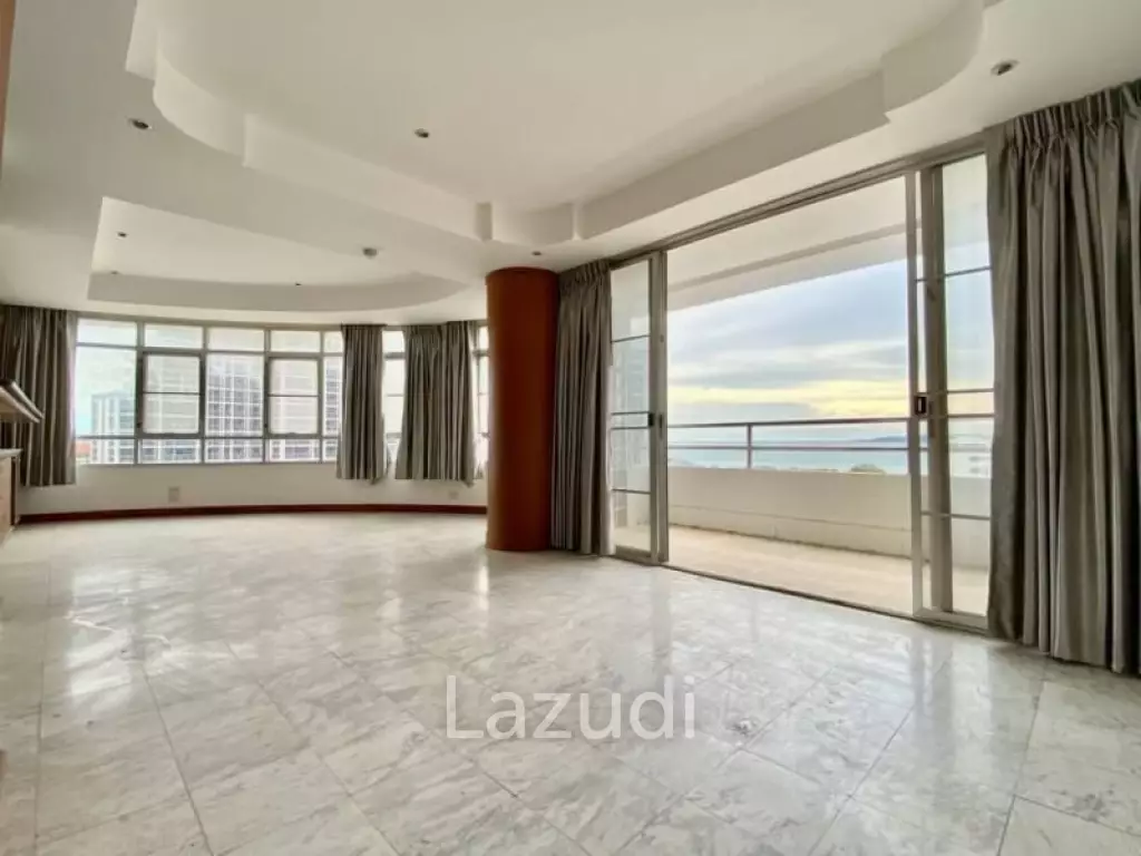 2 Beds 2 Baths 136 SQ.M. Peak  Condominium