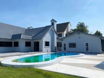 Pool Villa for Sale in Mabprachan Pattaya