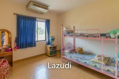BAAN THAI VILLAGE 1: Good Location 3 Bed Villa