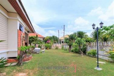 BAAN THAI VILLAGE 1: Good Location 3 Bed Villa