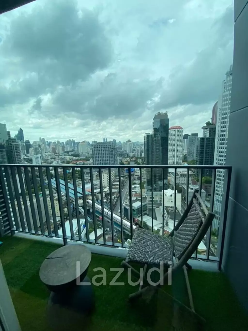 2 bed 2 bath 68 SQ.M Siri At Sukhumvit