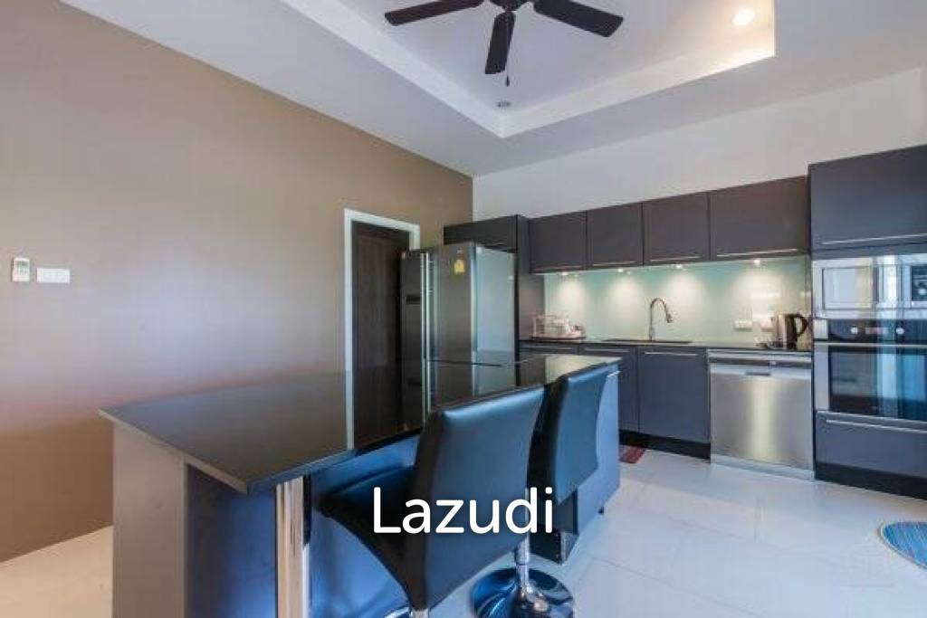 THE VIEWS : Luxury 3 Bed Pool Villa with Great Views Near Golf Course