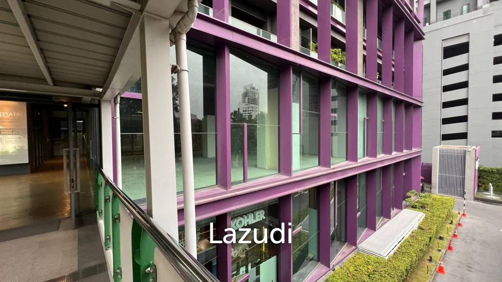 Showroom Connecting to Thonglor BTS