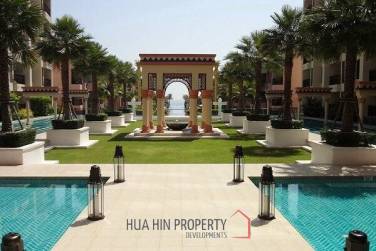 1 Bed Beachfront Condo in Town