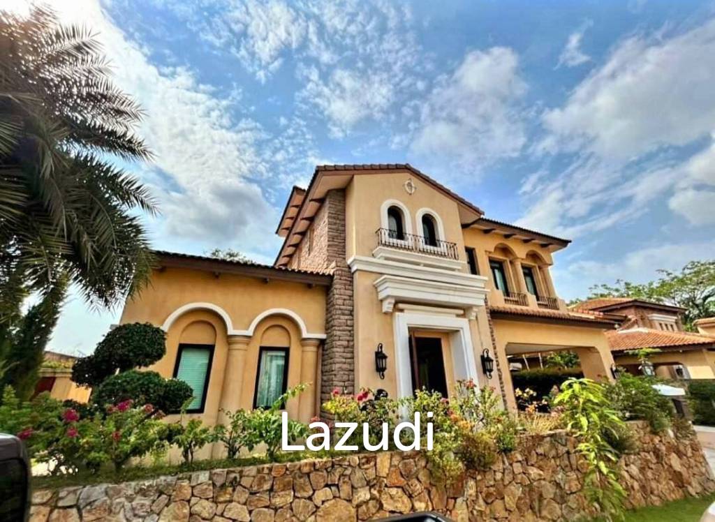 Pool Villa for Sale at Nusa Chivani