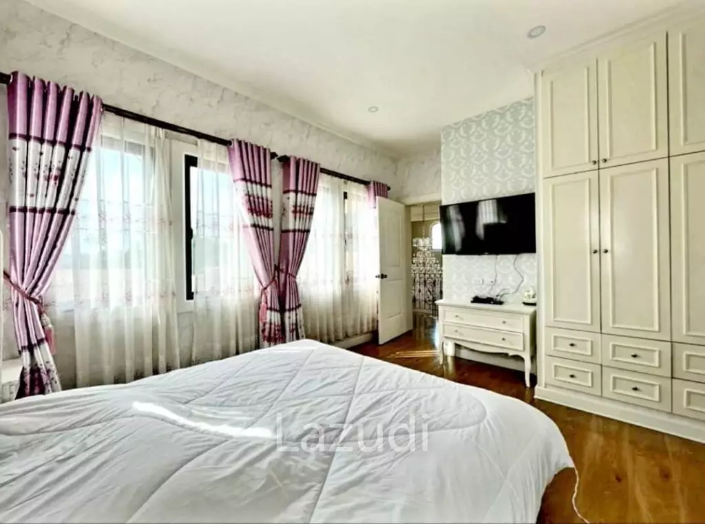 Pool Villa for Sale at Nusa Chivani