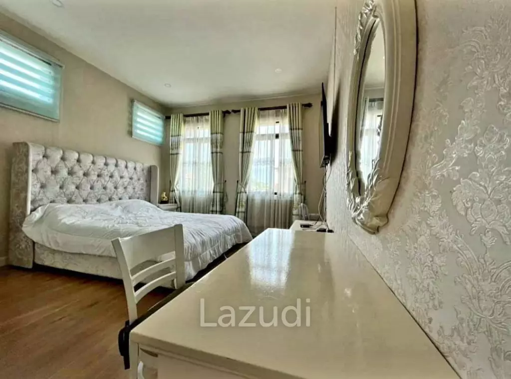 Pool Villa for Sale at Nusa Chivani