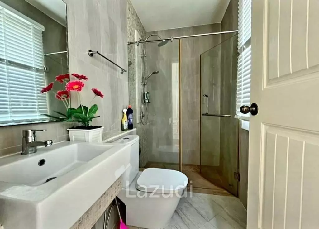 Pool Villa for Sale at Nusa Chivani