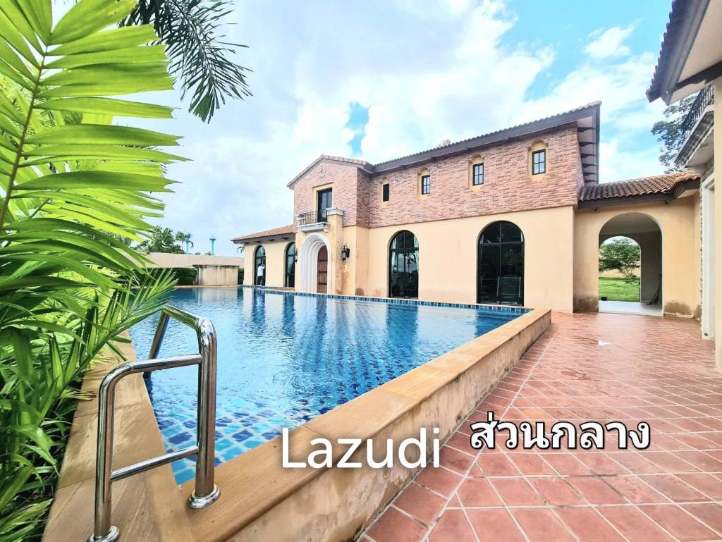 Pool Villa for Sale at Nusa Chivani