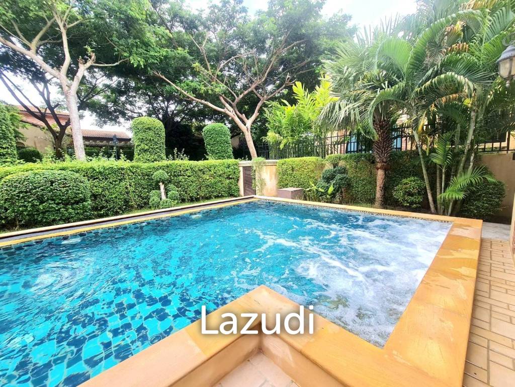 Pool Villa for Sale at Nusa Chivani