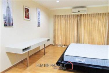 STUDIO CONDO IN TOWN