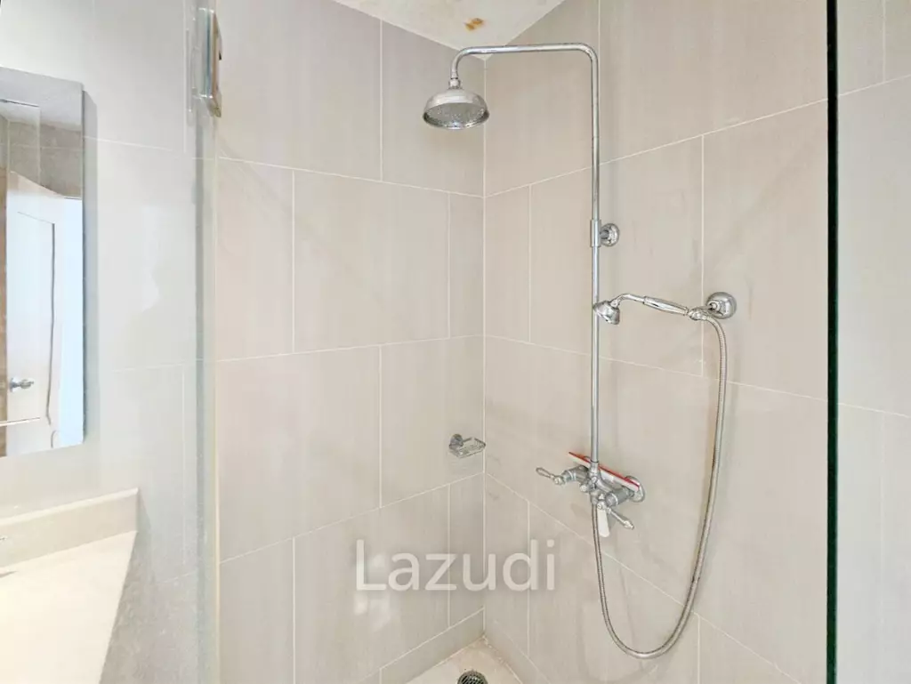 Studio 1 Bath 54 SQ.M. The Empire Place