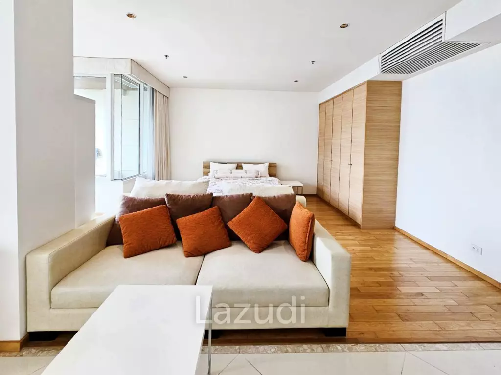 Studio 1 Bath 54 SQ.M. The Empire Place