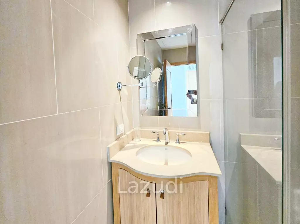 Studio 1 Bath 54 SQ.M. The Empire Place