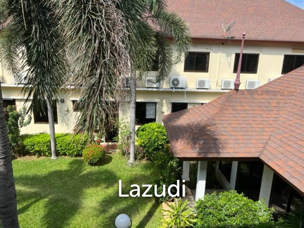 THAI PARADISE SOUTH : 3 bed townhouse close to Beach