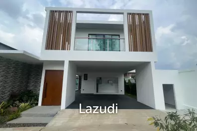 Luxury Pool Villa for Sale at Palm Lakeside