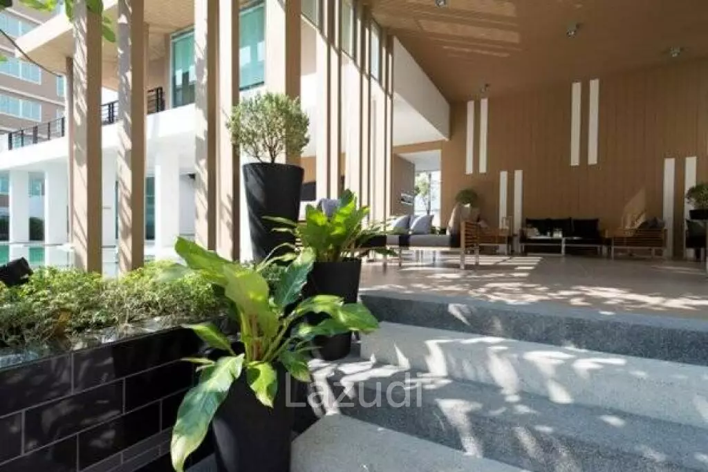 2 Bed Condo in Town