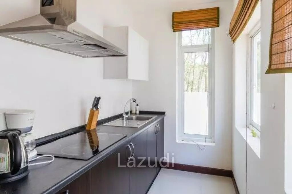PINEAPPLE HILLS: 2 BED VILLA